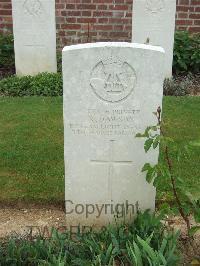 Couin New British Cemetery - Dawson, R