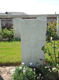 Couin New British Cemetery - Dixon, Arthur Henry