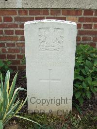 Couin New British Cemetery - Donohue, David