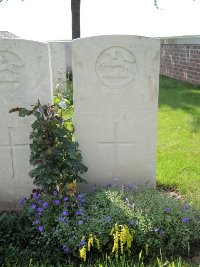 Couin New British Cemetery - Finnerty, Patrick Stephen