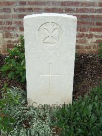 Couin New British Cemetery - Fraser, The Rev. Donald