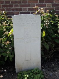 Couin New British Cemetery - Greasley, W F