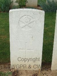 Couin New British Cemetery - Hambridge, G