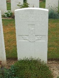 Couin New British Cemetery - Hampson, S