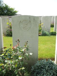 Couin New British Cemetery - Henning, S H