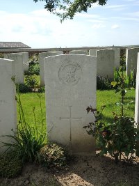 Couin New British Cemetery - Johnson, R G