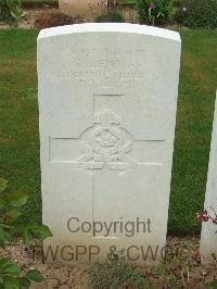 Couin New British Cemetery - Kenyon, A