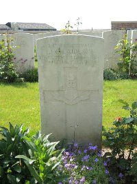 Couin New British Cemetery - Laidlaw, John Cheetham