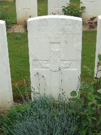 Couin New British Cemetery - Mitchell, B