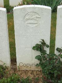 Couin New British Cemetery - Mossman, F