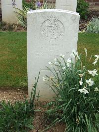 Couin New British Cemetery - Polley, C