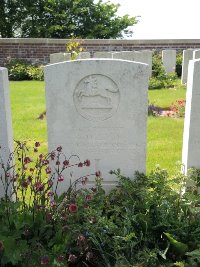 Couin New British Cemetery - Read, Walter Ormrod