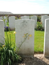 Couin New British Cemetery - Richards, Thomas Alfred