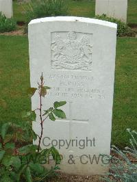 Couin New British Cemetery - Ross, Henry