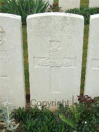 Couin New British Cemetery - Shillito, Melendez