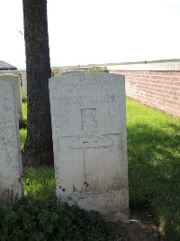 Couin New British Cemetery - Taylor, William Alfred