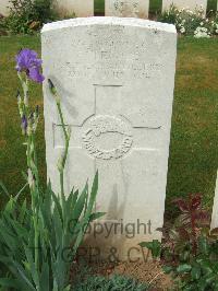 Couin New British Cemetery - Temple, Edward