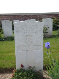 Couin New British Cemetery - Tullett, Alfred Victor