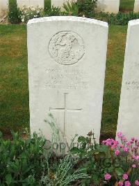 Couin New British Cemetery - Watts, G