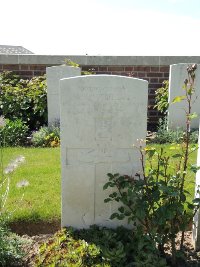 Couin New British Cemetery - Wheeler, A J