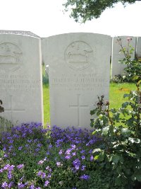 Couin New British Cemetery - Wilding, Charles J. H.