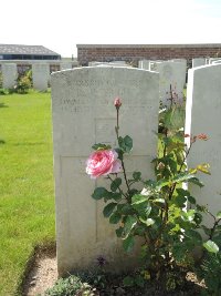 Couin New British Cemetery - Wright, Rishton William