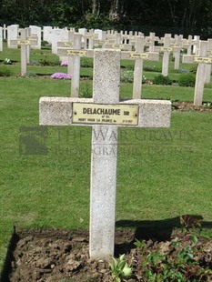 GLAGEON COMMUNAL CEMETERY - DELACHAUME, ISALE