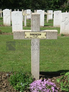 GLAGEON COMMUNAL CEMETERY - DUNOWZEW, 0