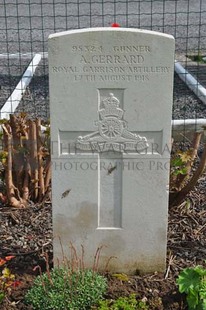 GLAGEON COMMUNAL CEMETERY - GERRARD, A