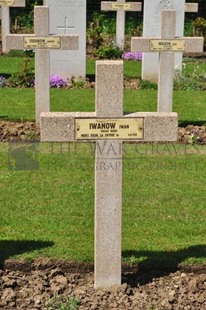 GLAGEON COMMUNAL CEMETERY - IWANOW, IWAN