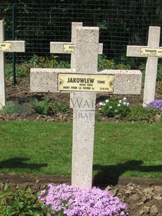 GLAGEON COMMUNAL CEMETERY - JAKOWLEW, TOME