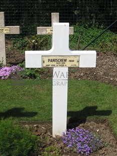 GLAGEON COMMUNAL CEMETERY - PANISCHEW, IWAN