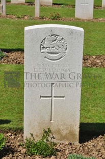 GLAGEON COMMUNAL CEMETERY - PHILLIMORE, E F