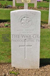 GLAGEON COMMUNAL CEMETERY - SUTTON, L