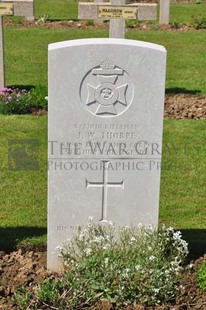 GLAGEON COMMUNAL CEMETERY - THORPE, JOHN W.