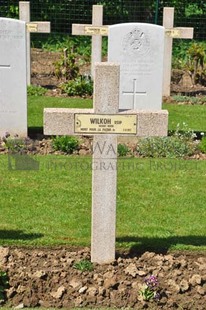 GLAGEON COMMUNAL CEMETERY - WILKOH, USIP