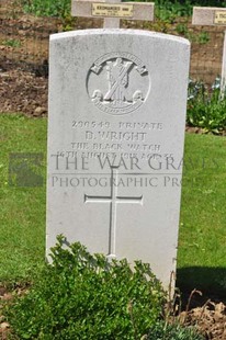 GLAGEON COMMUNAL CEMETERY - WRIGHT, DAVID