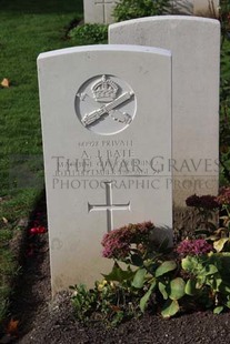 BERKS CEMETERY EXTENSION - BATE, ALFRED JOHN