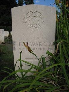 BERKS CEMETERY EXTENSION - COCHRANE, JOHN ROSS