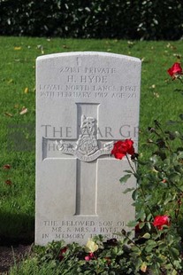 BERKS CEMETERY EXTENSION - HYDE, H