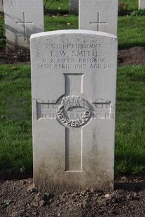 BERKS CEMETERY EXTENSION - SMITH, LEONARD WILLIAM