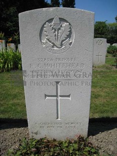 BERKS CEMETERY EXTENSION - WHITEHEAD, FRANK CARR