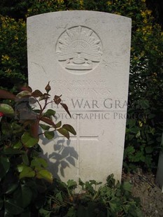 BERKS CEMETERY EXTENSION - YOUNGS, CYRIL ARCHIBALD