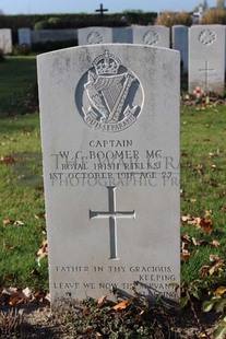 DADIZEELE NEW BRITISH CEMETERY - BOOMER, WALTER CHARTER