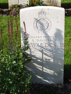 DADIZEELE NEW BRITISH CEMETERY - DAUBER, S