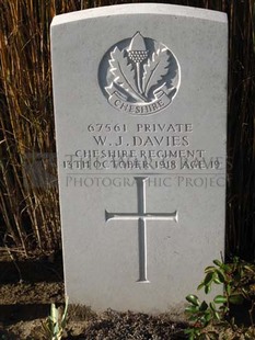 DADIZEELE NEW BRITISH CEMETERY - DAVIES, W J