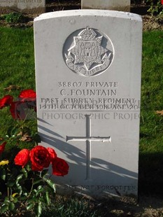 DADIZEELE NEW BRITISH CEMETERY - FOUNTAIN, C