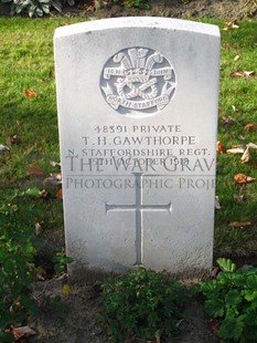 DADIZEELE NEW BRITISH CEMETERY - GAWTHORPE, T H