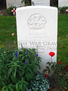 DADIZEELE NEW BRITISH CEMETERY - HANCOCK, T G