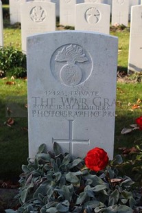 DADIZEELE NEW BRITISH CEMETERY - HILL, JAMES